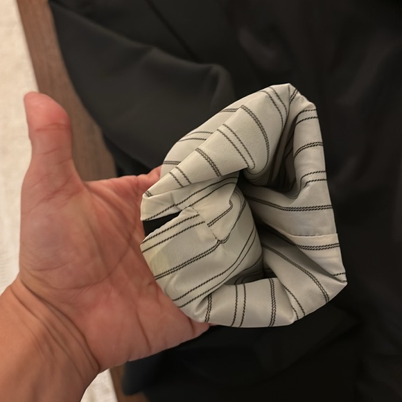 The blazer size 6 - Picture 11 of 11